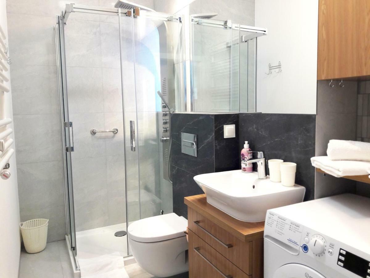 Modern & Quiet In Royal Wilanow With Netflix Apartment Varşovia Exterior foto